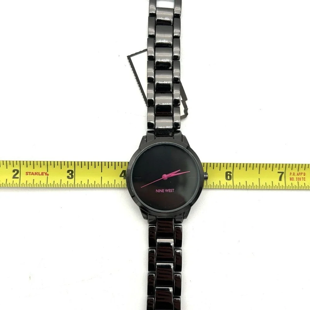 Vintage Y2K Nine West Women's Black Gunmetal Watch Pink Hands NW/2435YF Box